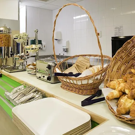 Hotel Ibis Budget 2*